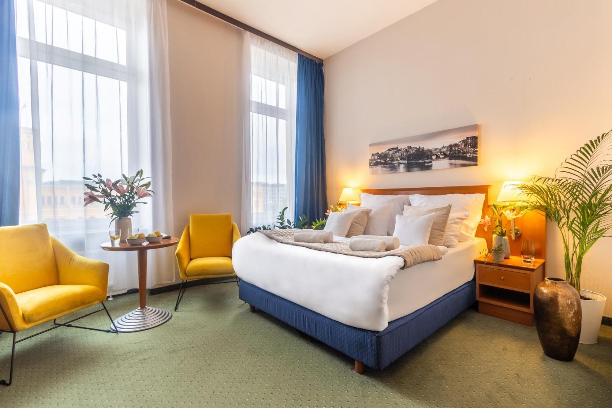 Hotel Sofia By The Railway Station Vratislav Exteriér fotografie
